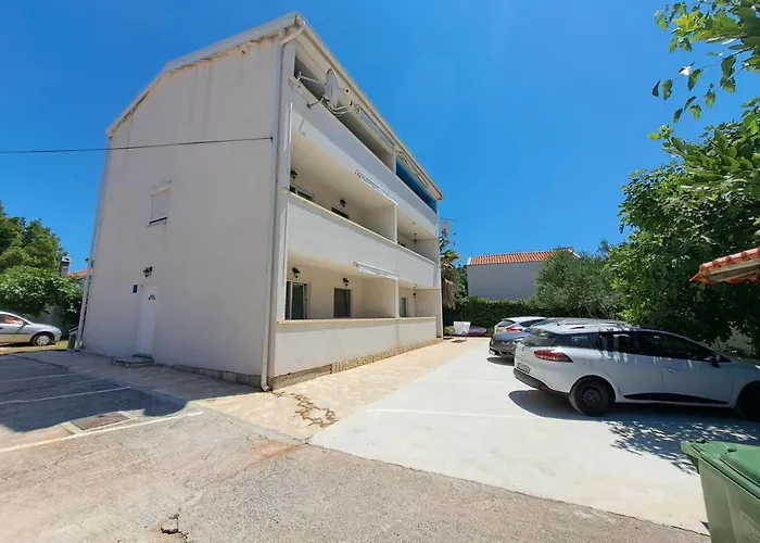 Apartmani Postonjski